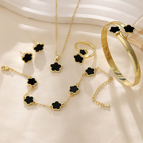 GoldWish™ | Juego De 5 Pulseras De La Suerte Con Cinco Hojas Y Flores Para Mujer, Con Dije De Trébol Acrílico Chapado En Oro 14k, Collar, Anillo Y Pendientes 🛒🔥🎁 |Envío GRATIS - 40% DE DESCUENTO|
