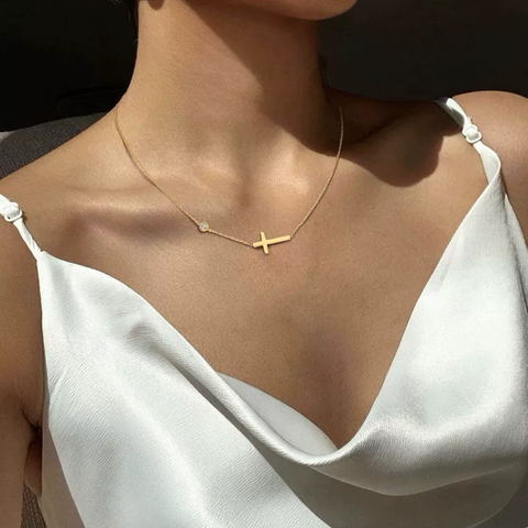 GildLoop™ | Collar Gargantilla + Pulsera Con Cruz Oro Laminado 18K De Acero Inoxidable Chapada En Oro De 18K Para Mujer Con Cruz Pequeña 🛒🔥🎁 |Envío GRATIS - 40% DE DESCUENTO|